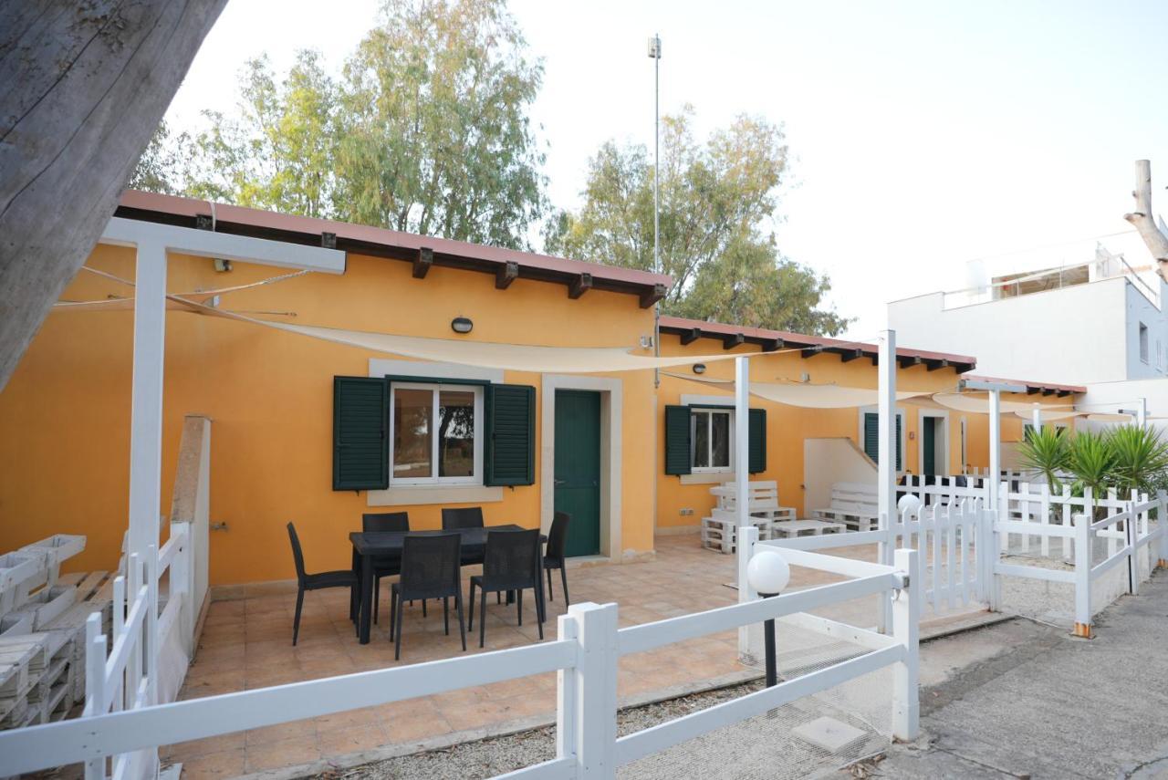 Keys Of Sicily - Bungalows Sul Mare Марина-ди-Модика Экстерьер фото